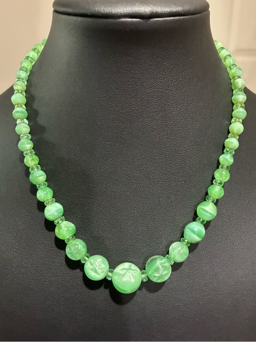 Antique Art Deco Czech glass necklace